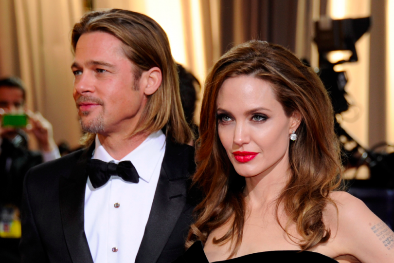 na foto aparecem Brad Pitt ao lado de sua ex-mulher Angelina Jolie