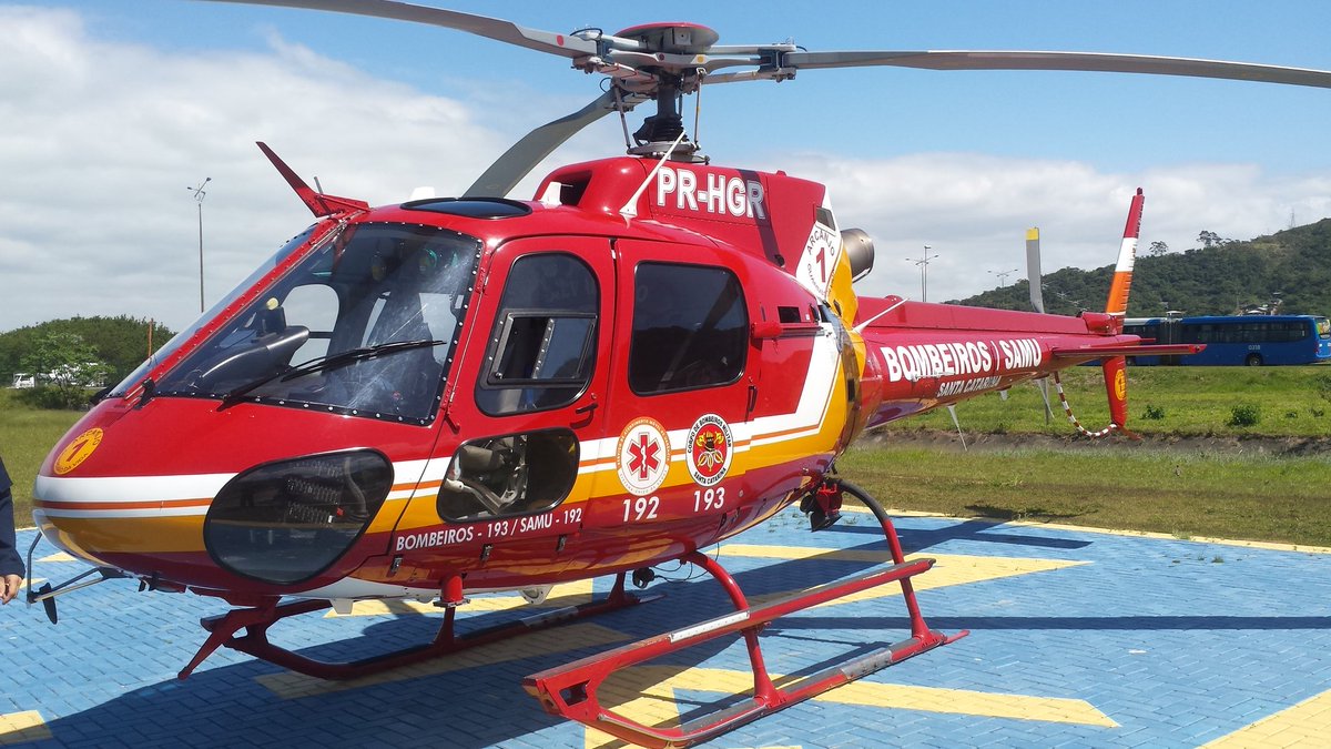helicóptero dos bombeiros