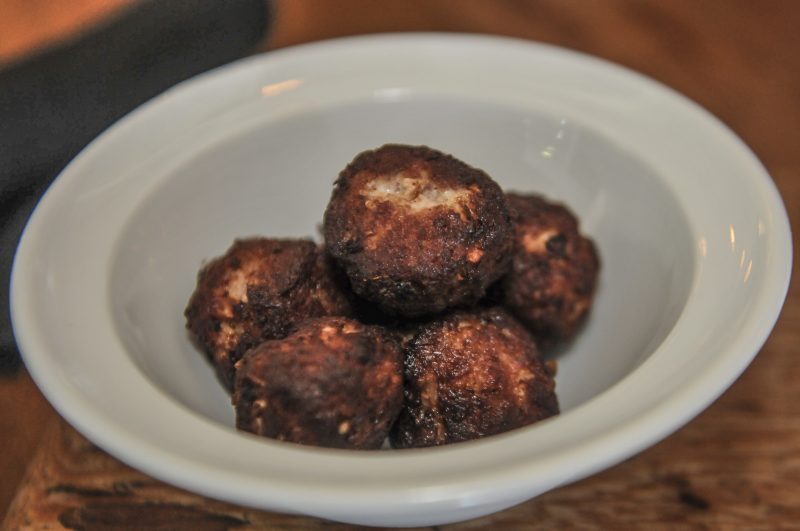 Alm&ocirc;ndegas em receitas diferentes fazem parte do card&aacute;pio – Foto: Eduardo Valente/arquivo/ND