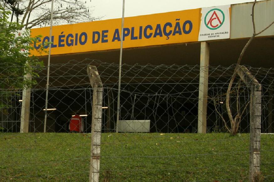 Colégio de Aplicação da UFSC avalia data de retorno das aulas presenciais