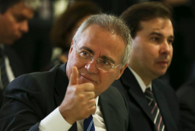 Acordo costurado entre as legendas prevê que o senador Renan Calheiros (MDB-AL) seja o indicado para assumir a relatoria da CPI. Ele também é do grupo independente, mas sempre foi um crítico ferrenho de Bolsonaro na crise. Após os trabalhos da comissão, é o relator quem prepara o parecer final – Foto: Marcelo Camargo/Agência Brasil