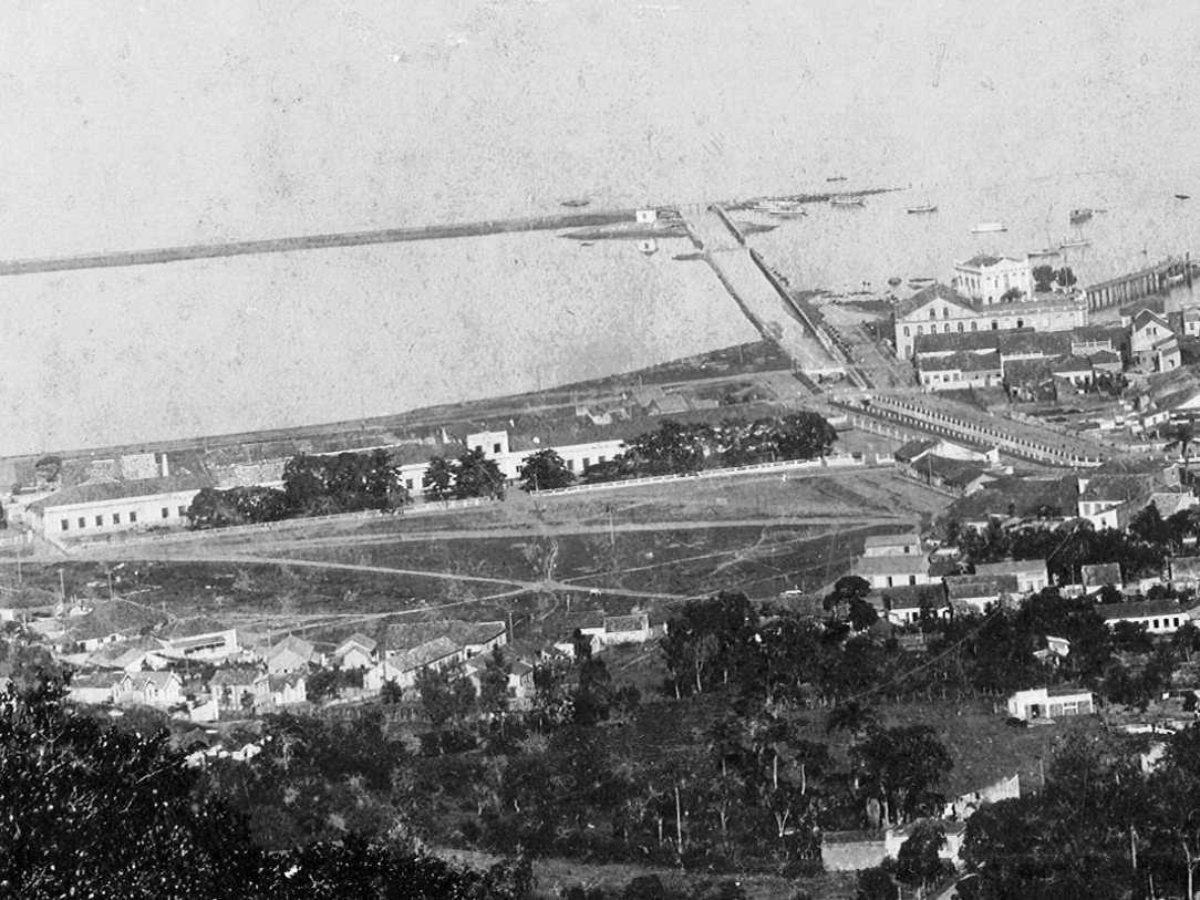 Com a ocupação, tiveram prosperidade a agricultura e a indústria manufatureira de algodão e linho, permanecendo resquícios desse passado no que se refere à confecção artesanal da farinha de mandioca e das rendas de bilro. - José Ruhland/Divulgação