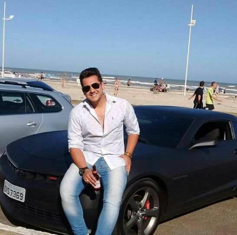 'Caso Camaro': júri condena a 5 anos motorista que matou um e feriu outros três em SC