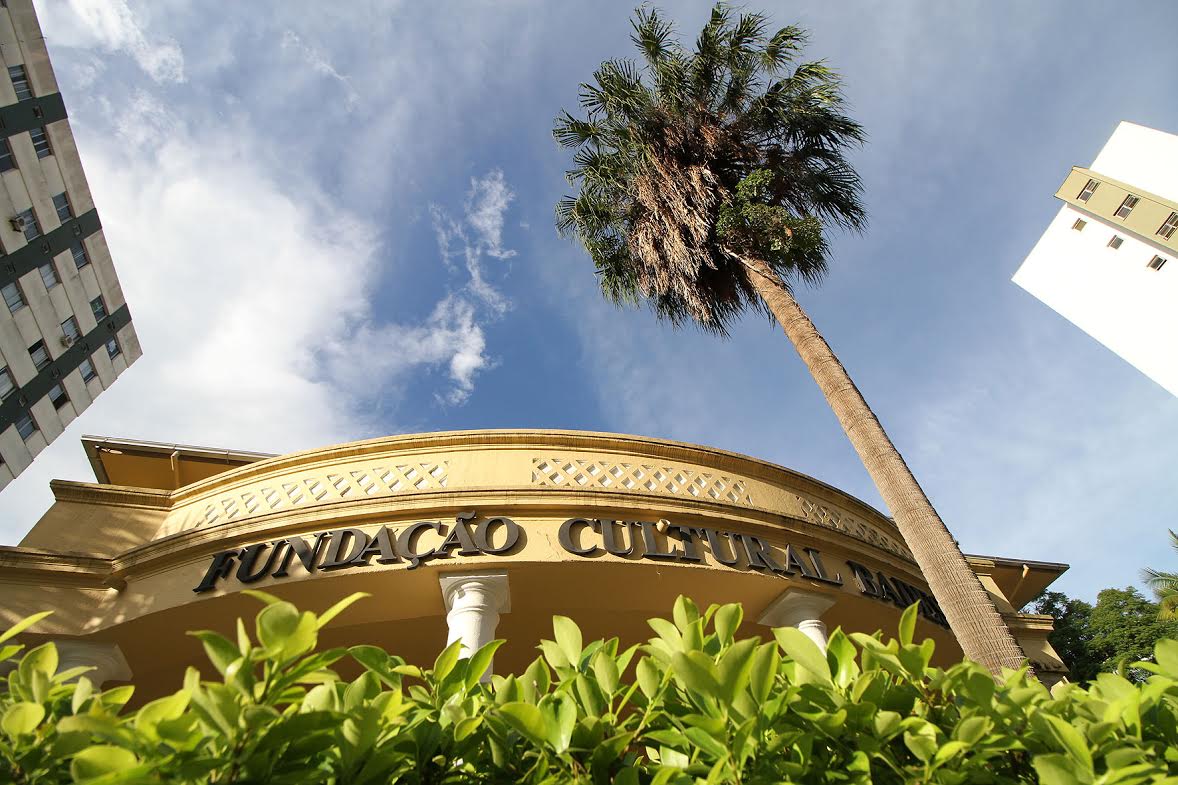 Fundação Badesc lança catálogo com programação artística e gratuita nesta quinta