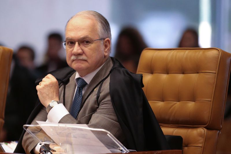Polêmico pedido de explicações a Fachin sobre suposta relação com JBS é arquivado