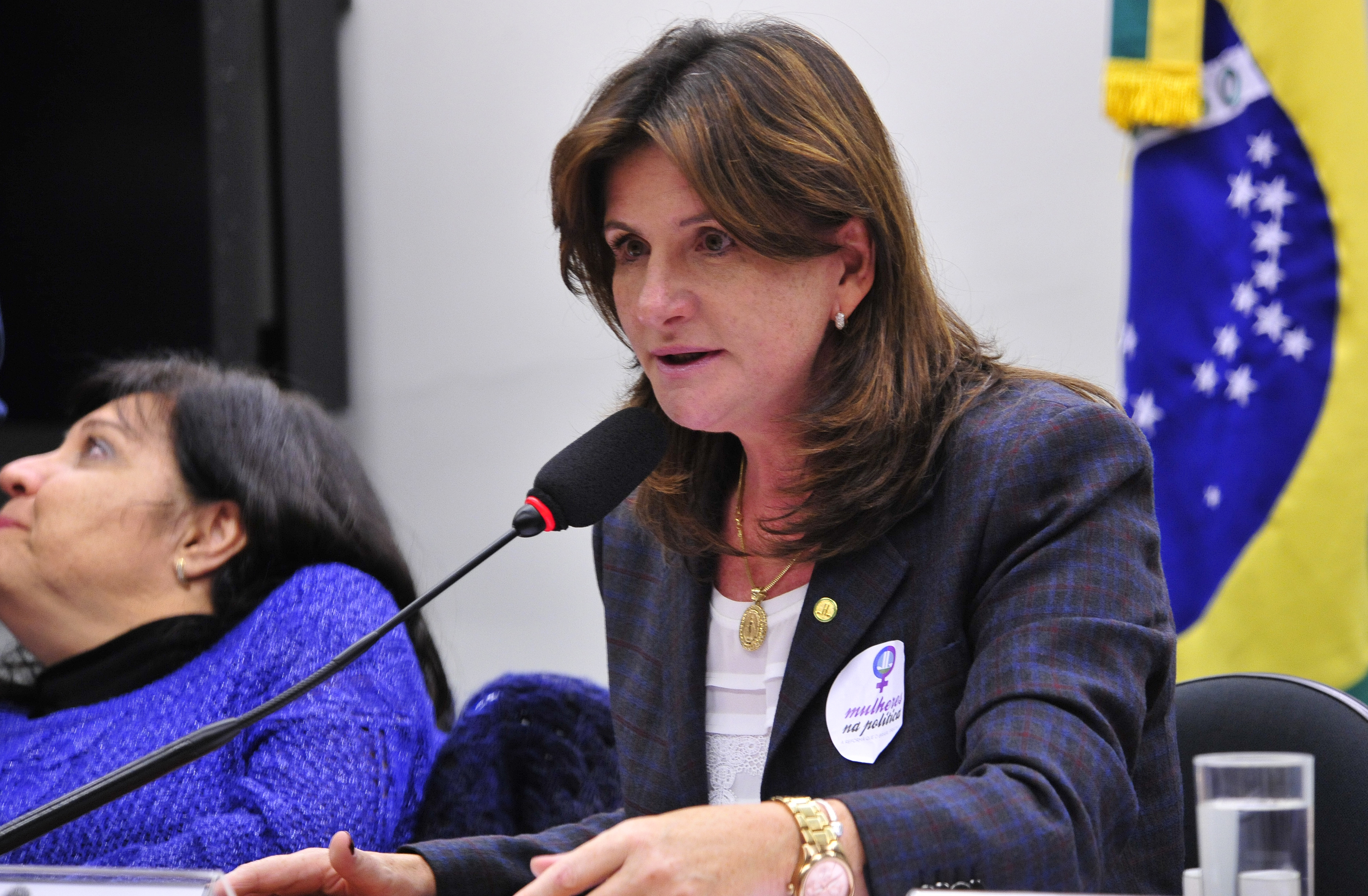 'Maior desafio da minha vida', diz nova secretária de Saúde de SC