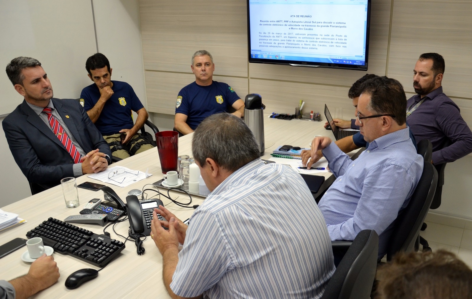 Reunião entre PRF, ANTT e Autopista Litoral Sul confirmou a substituição dos radares - PRF/Divulgação/ND