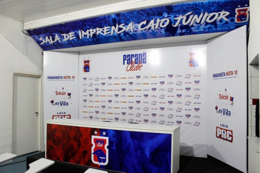 Paraná inaugura sala de imprensa em homenagem a Caio Jr.