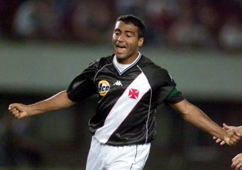 Rom&aacute;rio foi &iacute;dolo no Vasco – Foto: (Foto: Enrique Marcarian)