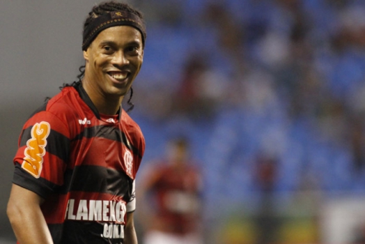 SANTOS 4 X 5 FLAMENGO, NEYMAR E RONALDINHO FAZEM JOGO HISTÓRICO, MELHORES  MOMENTOS