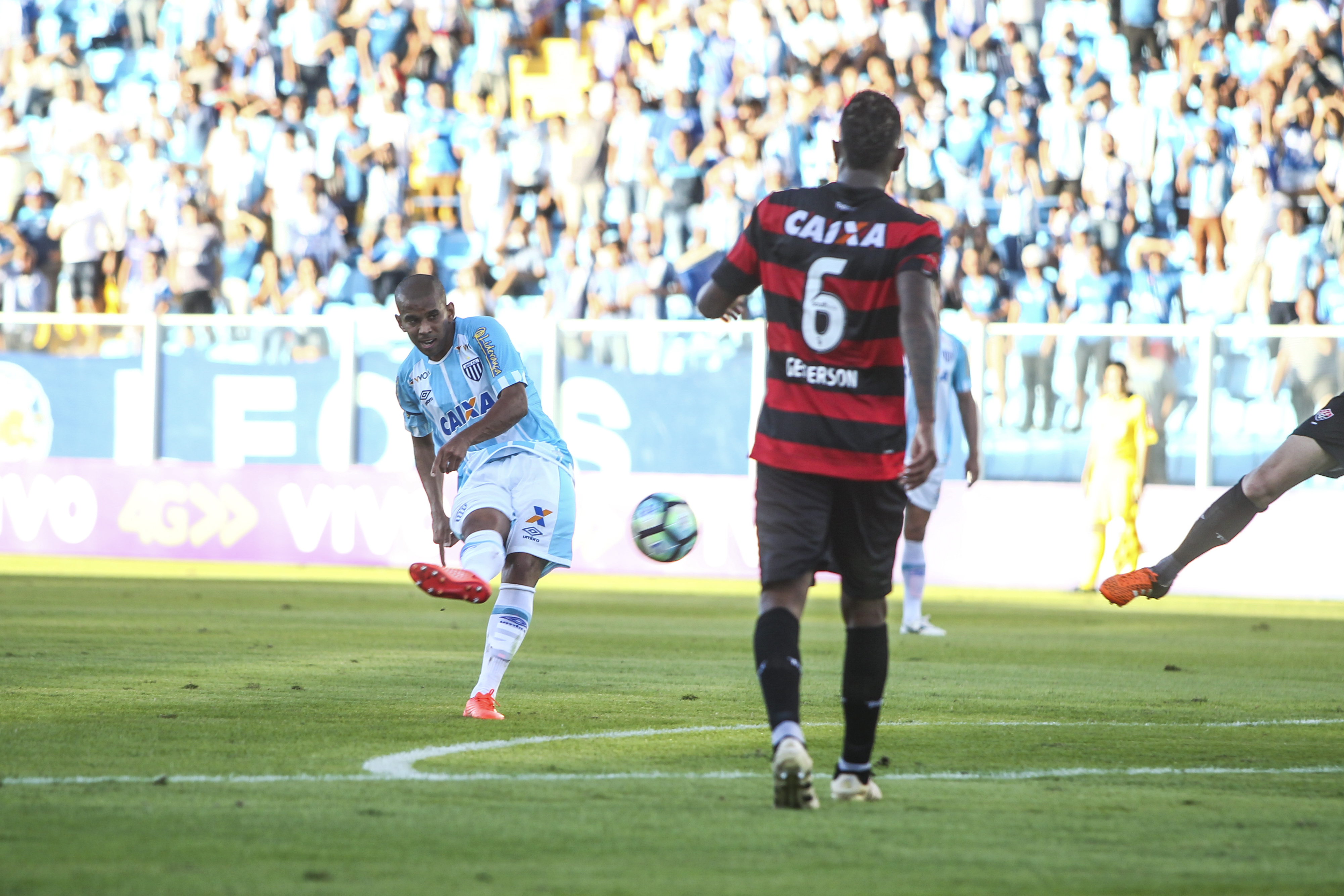 Judson foi um destaques na marcação do Avaí e cometeu três desarmes - Marco Santiago/ND