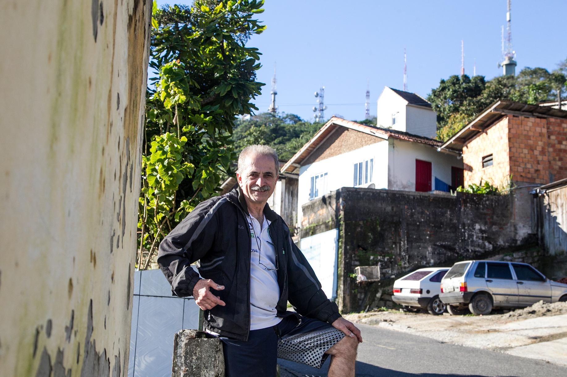 Augustinho Paulino da Cruz chegou de Vidal Ramos, no Vale do Itajaí, para estudar na Capital no início da década de 1970 - Marco Santiago/ND