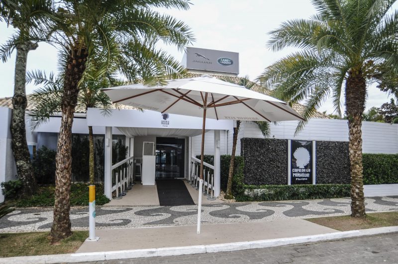 Jurerê Internacional tem beach clubs badalados – Foto: Eduardo Valente/Arquivo/ND