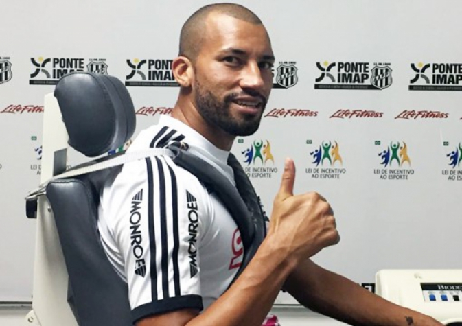 Zagueiro Kadu, ex-Chapecoense, é o novo reforço do Figueirense