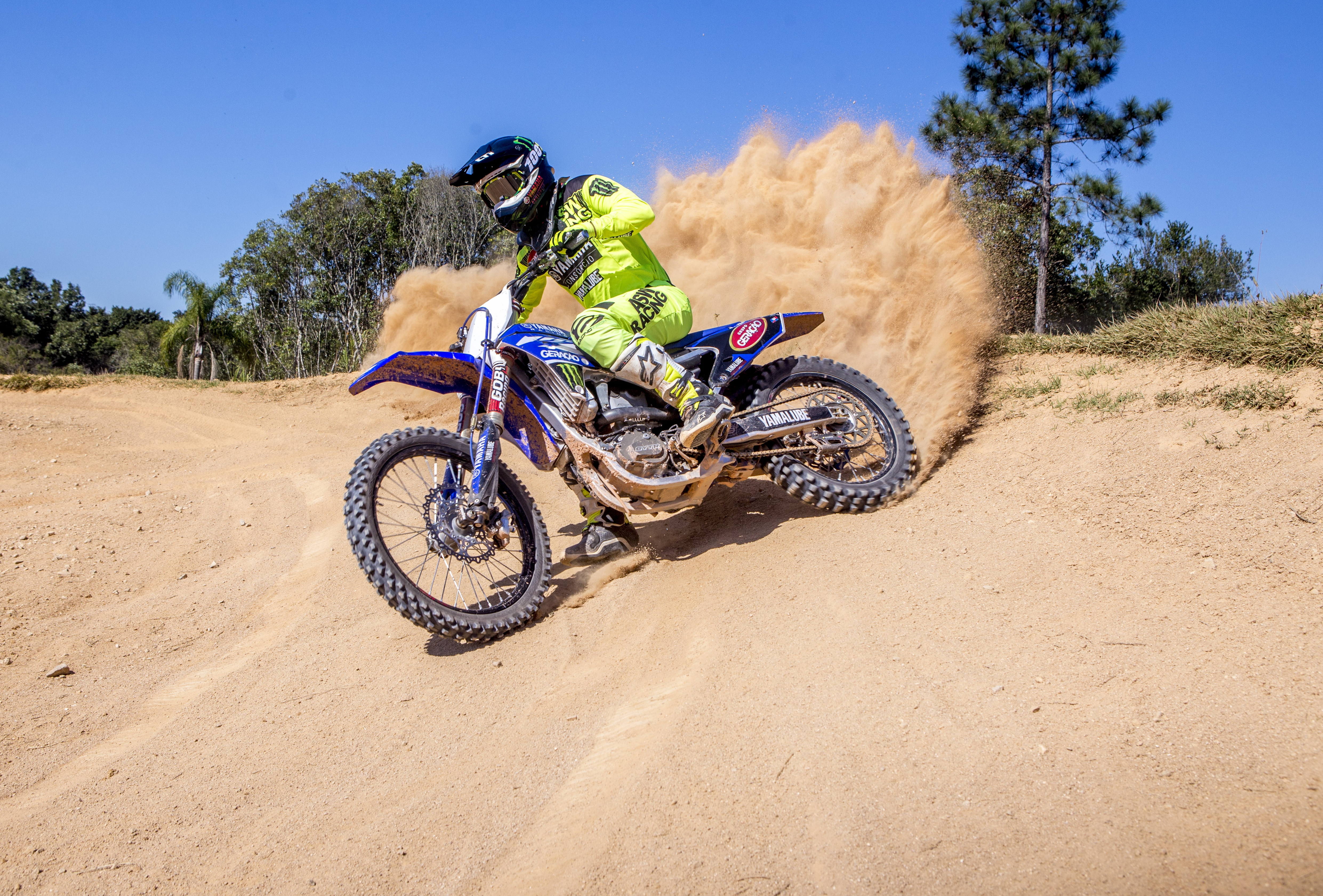 Espanhol Carlos Campano &eacute; um dos principais nomes do motocross brasileiro - Fl&aacute;vio Tin/ND