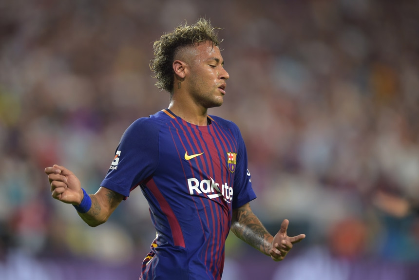 Neymar preferiu o Barcelona – Foto: HECTOR RETAMAL / AFP