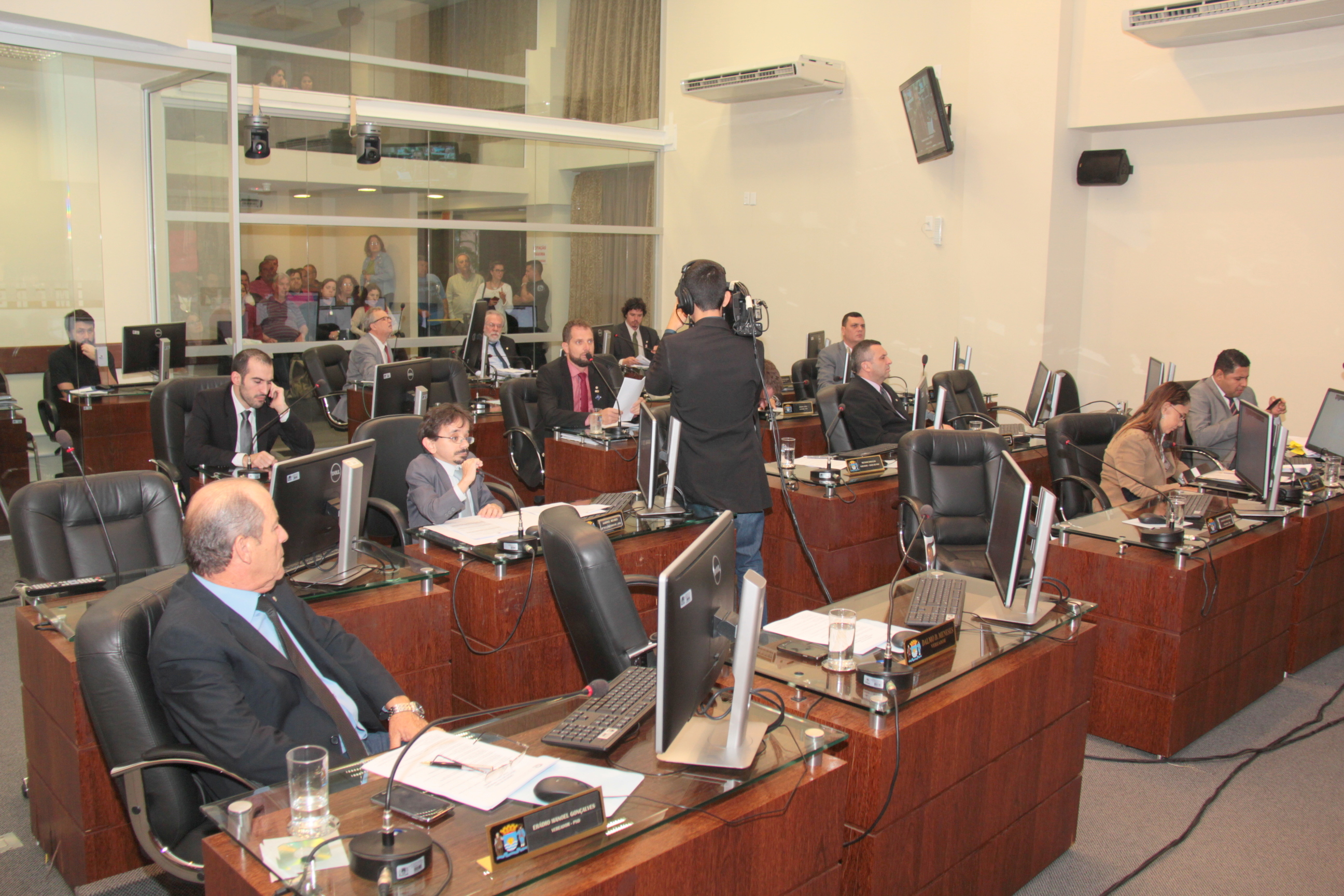 Dos 23 vereadores, 20 tentam a reelei&ccedil;&atilde;o, 13 em novos partidos – Foto: &Eacute;dio H&eacute;lio Ramos/CMF/Divulga&ccedil;&atilde;o/ND