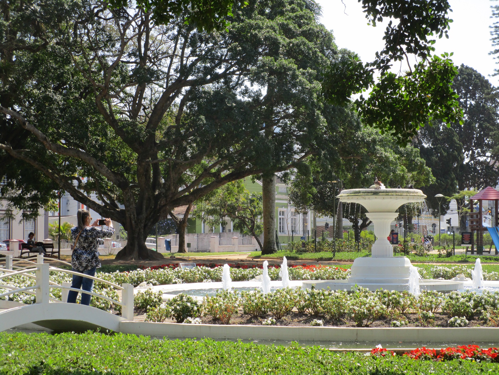 Pra&ccedil;a Get&uacute;lio Vargas revitalizada gra&ccedil;as a parceria com a iniciativa privada – Foto: Carlos Dami&atilde;o/Divulga&ccedil;&atilde;o/ND