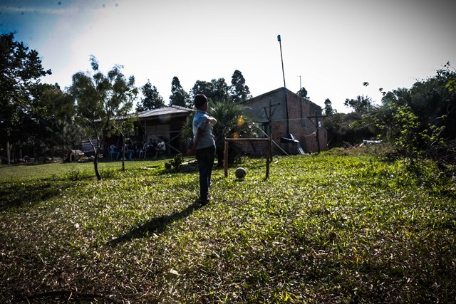 Justiça mantém reintegração em área do Estado ocupada por 120 famílias em Laguna