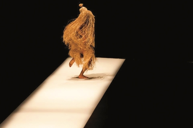 “Dança Doente”, do bailarino Marcelo Evelin, aborda a dança enquanto sintoma - Mauricio Pókemon/Divulgação/ND
