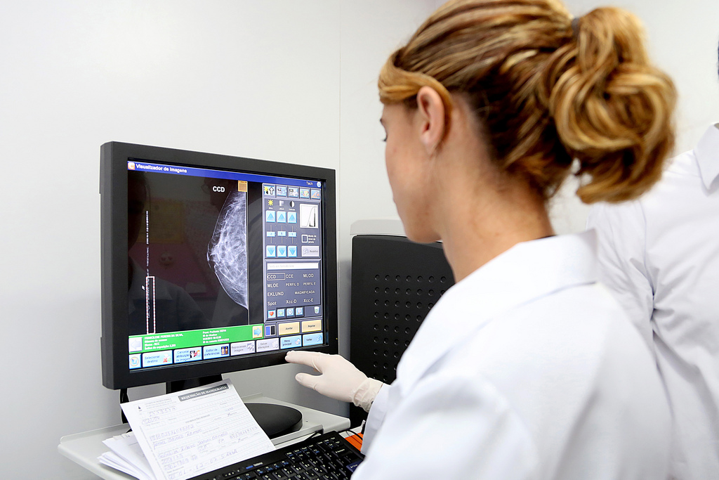 Knowing your body and the changes that are considered suspicious is important for early detection of breast cancer.  Photo: Divulgação/Agência Brasil/ND