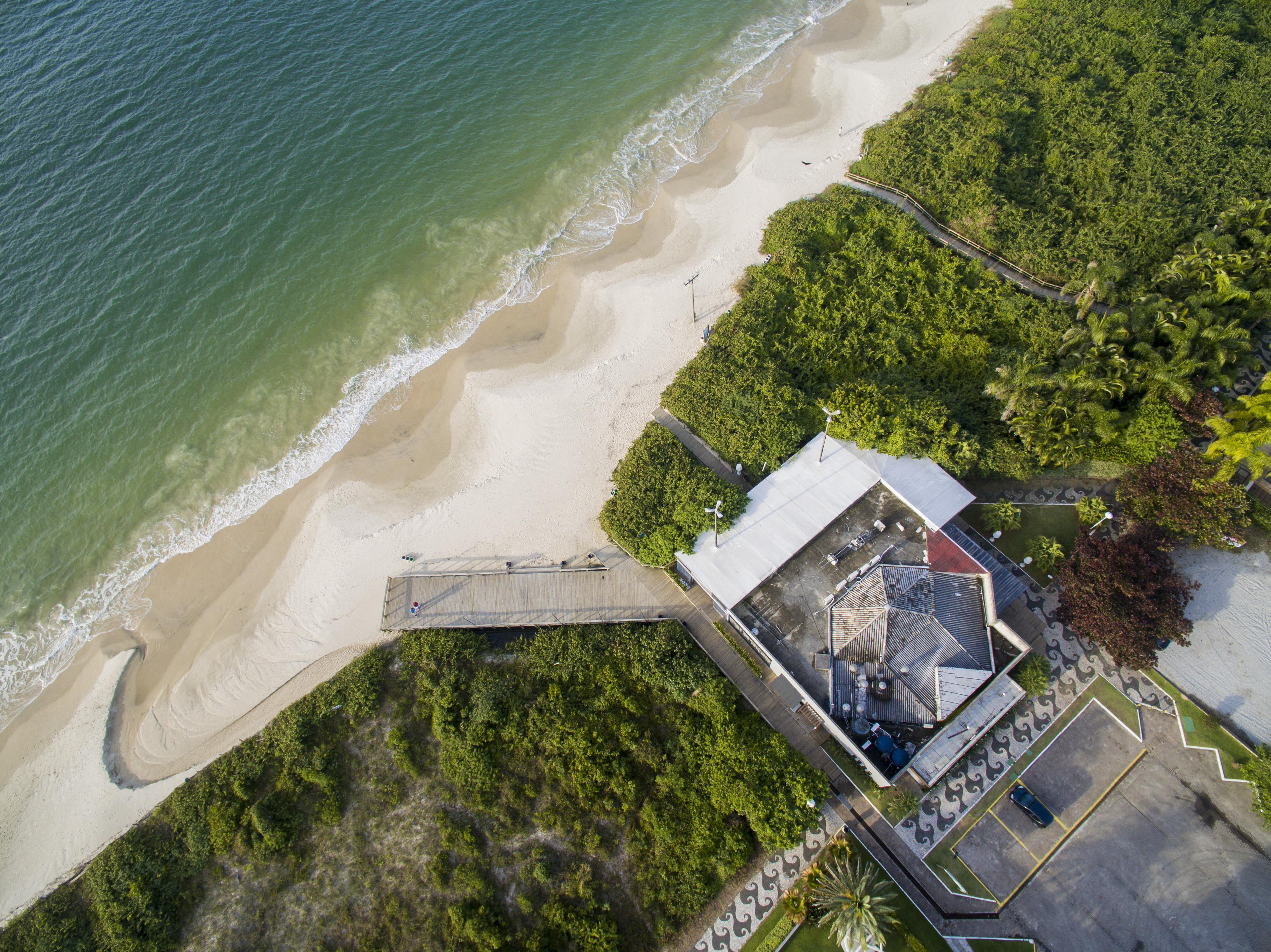 Beach clubs geram 600 empregos diretos durante o verão e representam o maior equipamento turístico de Florianópolis – Flávio Tin/24-06-2016/ND