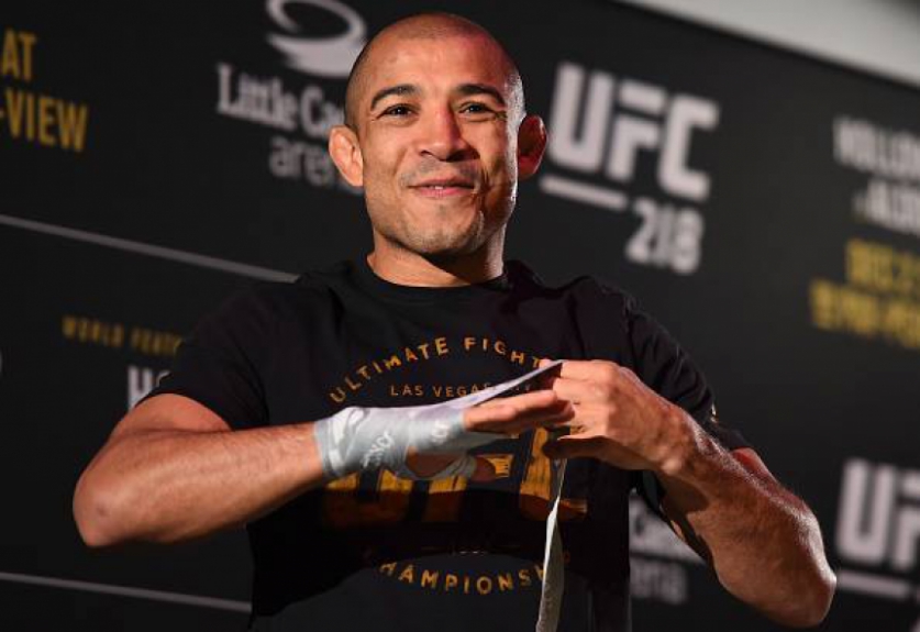 Casa em que o ex-presidente Jair Bolsonaro est&aacute; pertence a Jos&eacute; Aldo – Foto: (FOTO: Divulga&ccedil;&atilde;o/UFC)