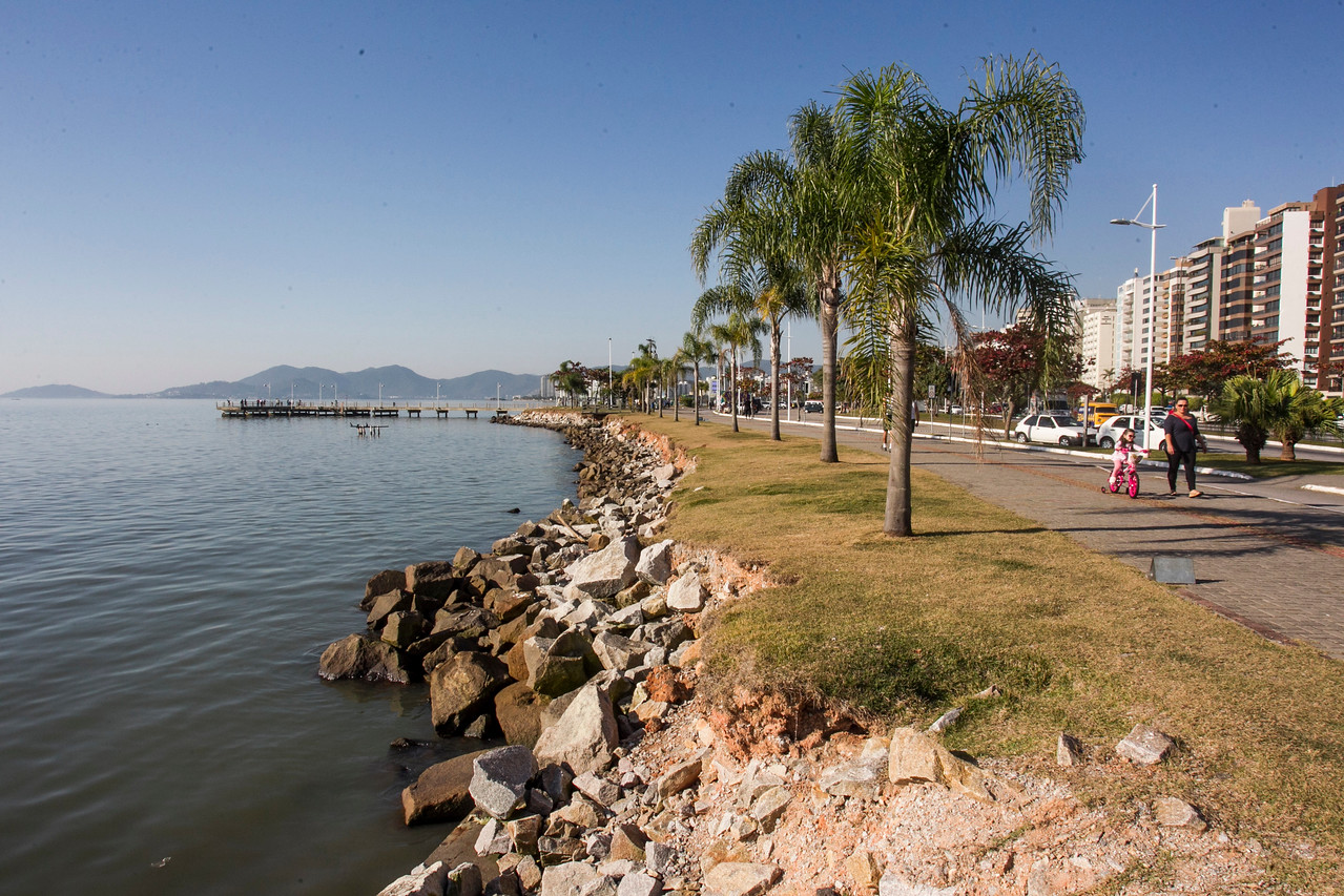 Florianópolis pode registrar dia mais quente do ano com sensação de 38°C