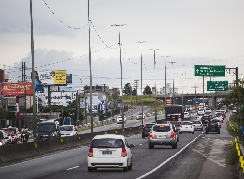 Pista Norte da BR-101, entre Palhoça e Biguaçu, deve ganhar terceira faixa