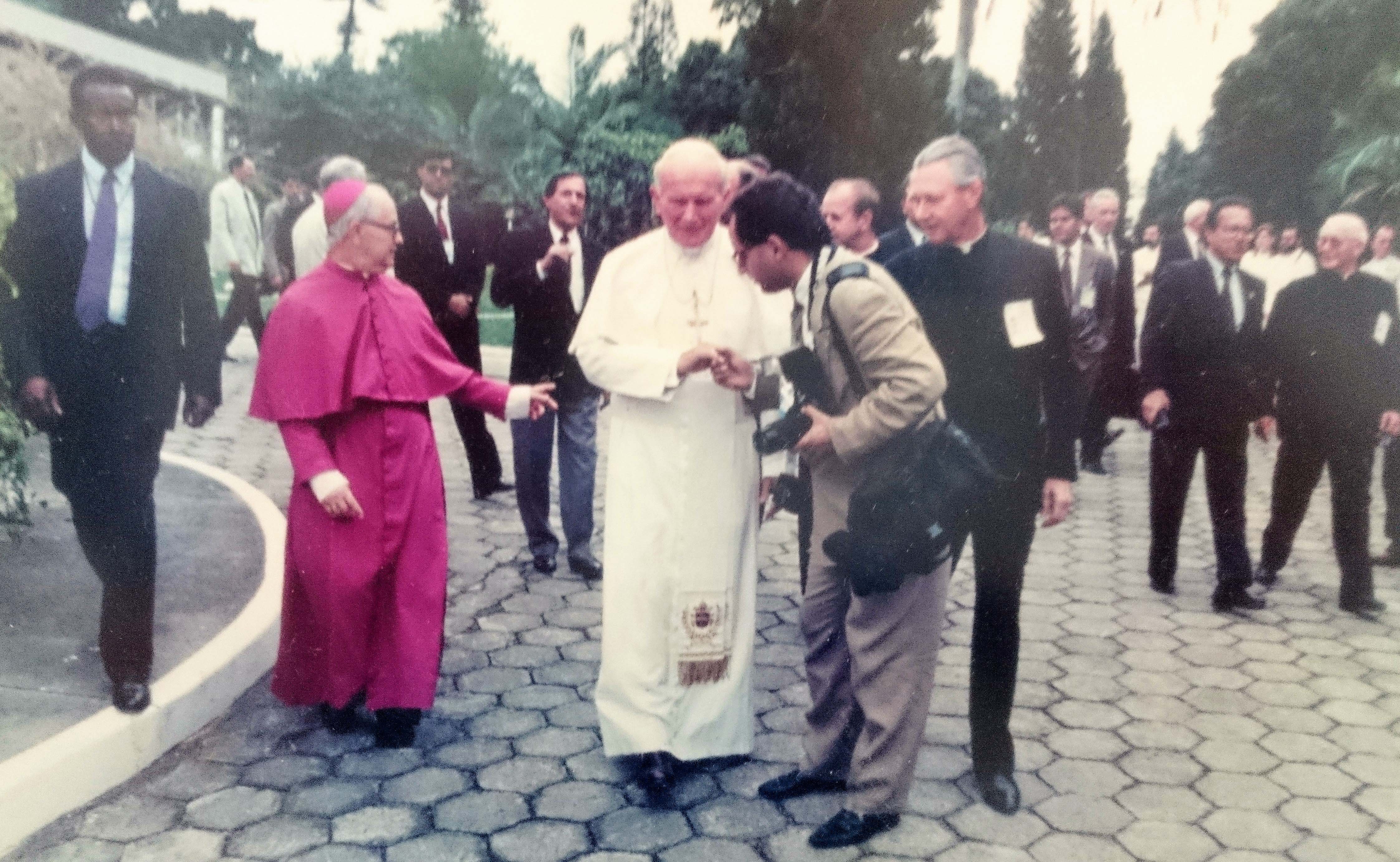 Papa João Paulo 2° e Norton José - SÉRGIO LIMA/DIVULGAÇÃO/ND