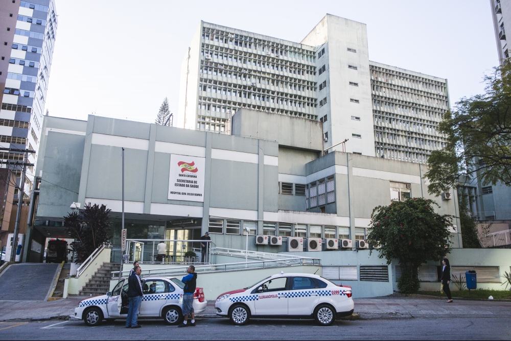 Cercado por edifícios, o hospital Celso Ramos não tem mais como ser ampliado e capacidade de energia e gás está no limite - Daniel Queiroz/ND