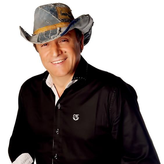 Cantor Ivonir Machado - Divulga&ccedil;&atilde;o/ND