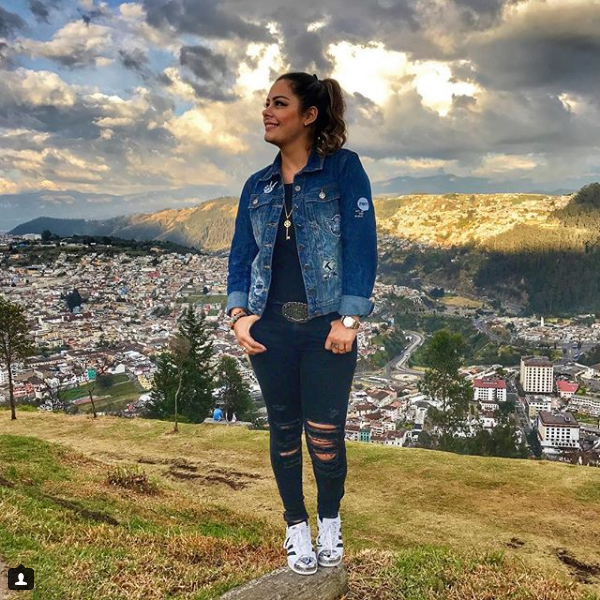 Larissa nunca deixou de realizar ensaios sensuais, mas para seus trabalhos veste trajes mais comportados do que os da Copa de 2010 – Foto: Instagram/Reprodu&ccedil;&atilde;o/ND