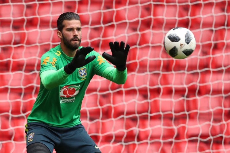 Alisson Becker, do Brasil, tem 30 anos e 1,91 m de altura - Lucas Figueiredo/CBF
