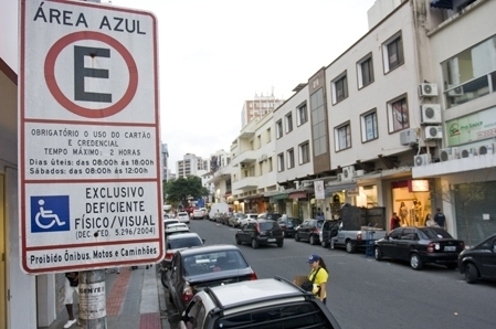 Penalidade s&oacute; poder&aacute; ser aplicada depois de 15 minutos do estacionamento - Marco Santiago