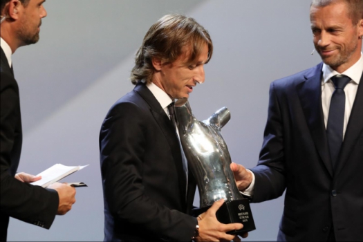 Modric foi eleito melhor jogador da última Copa &#8211; Foto: (Foto: Valery Hache/AFP)