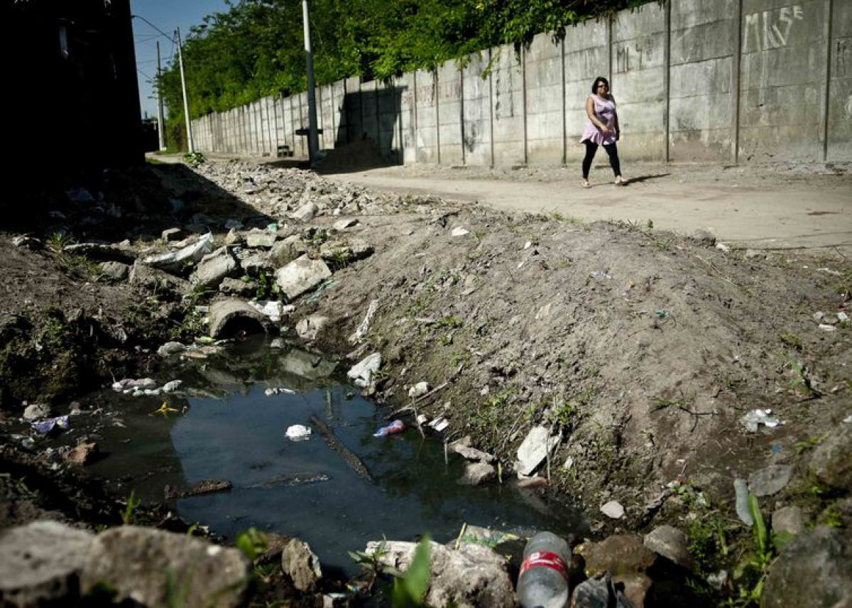 Saneamento básico é apontado como solução para evitar surtos de doenças causadas por arboviroses - Marcelo Camargo/Agência Brasil