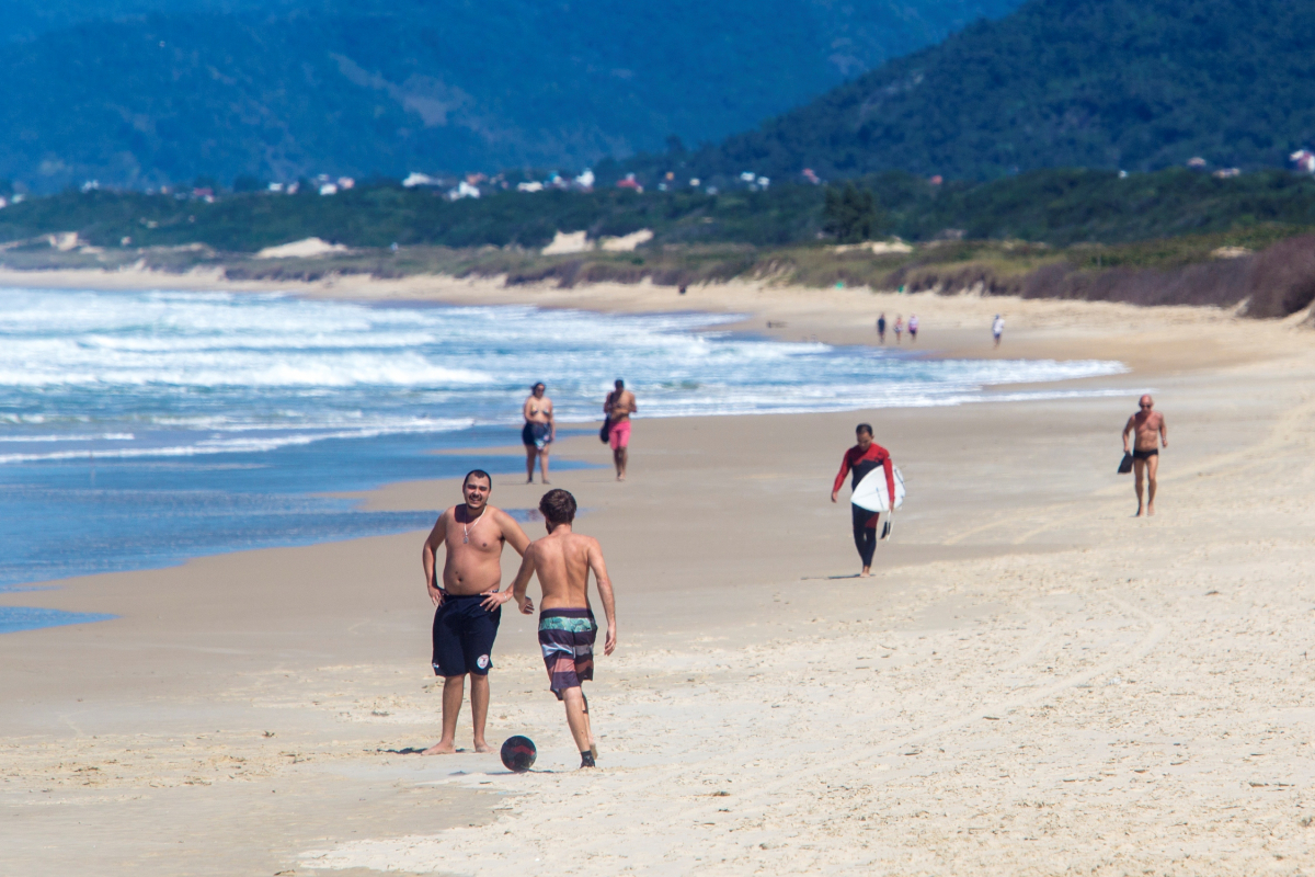 Com máximas de 38°C, sensação de calor intenso predomina em SC nesta quarta-feira
