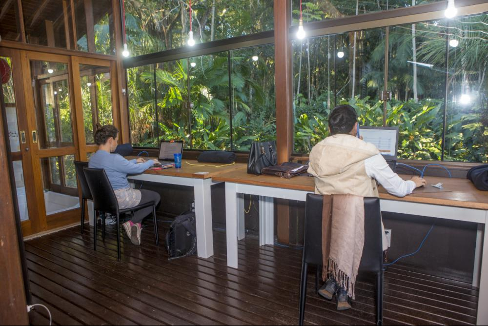 Camila e Fernanda, da Conexão Pandora, que idealizaram o espaço para mães e pais empreendedores - Flávio Tin/ND