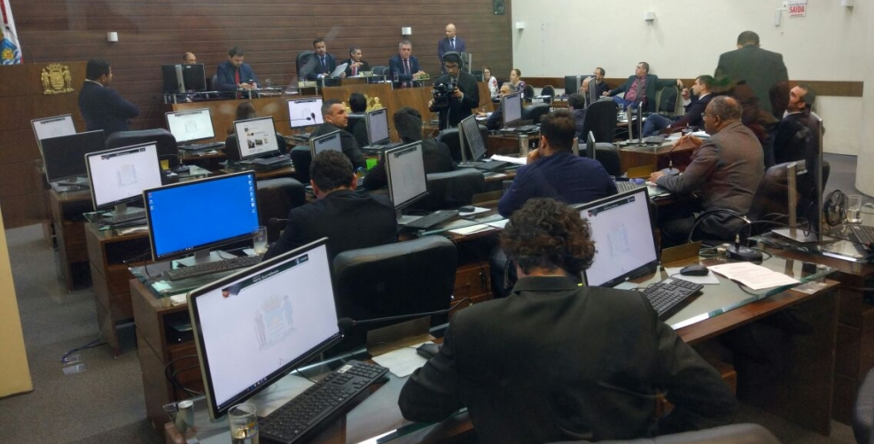 Vereadores aprovam projeto de lei que concede bolsas de estudos por permuta do IPTU - Fábio Bispo/ ND