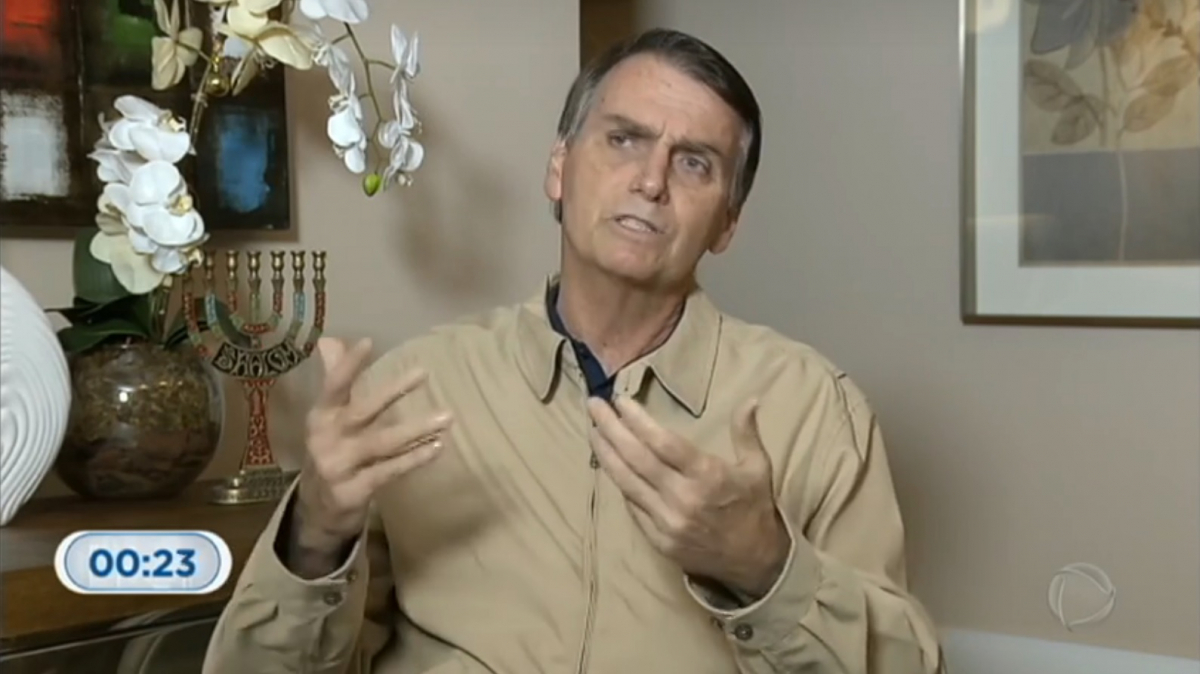 Jair Bolsonaro atendeu a reportagem da Record News e diz receber com muita alegria o resultado das urnas - Record News/Reprodução