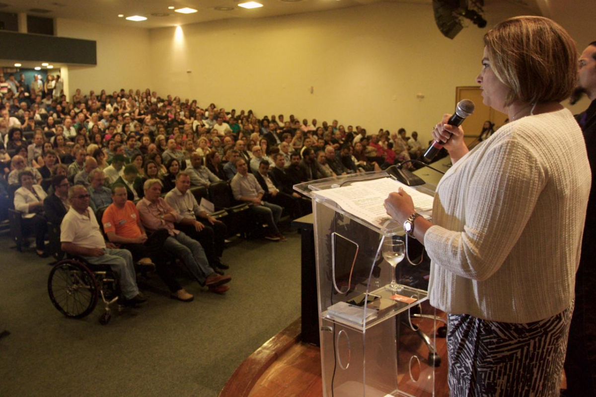Rede solidária Somar Floripa celebra um ano de atuação com homenagem a voluntários