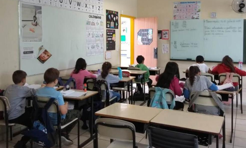 Prefeitura De Florianópolis Abre Processo Seletivo Emergencial Para Professores Nd Mais