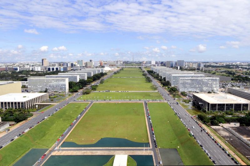 Texto transforma os cargos em comissão do grupo DAS (Direção e Assessoramento) em CCE (Cargos Comissionados Executivos) – Foto: Marcello Casal Jr./Agência Brasil