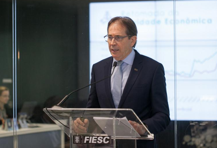Presidente da Fiesc, Mario Cezar de Aguiar - Filipe Scotti/Divulgação/ND