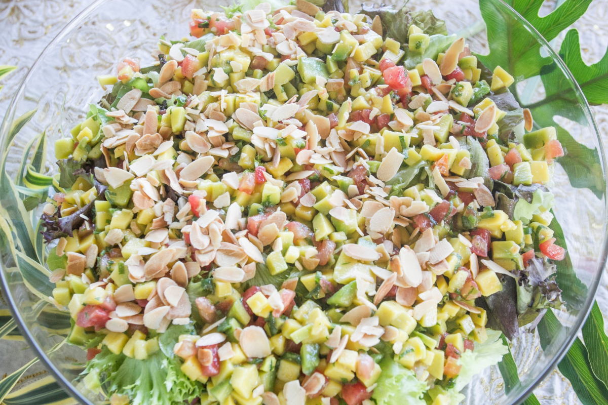 Tartar de abacate com folhas - Marco Santiago/ND