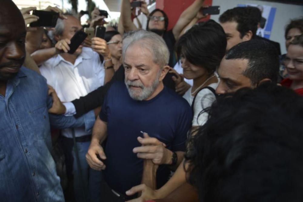 Lula foi preso na noite de sábado - Rovena Rosa/Agência Brasil
