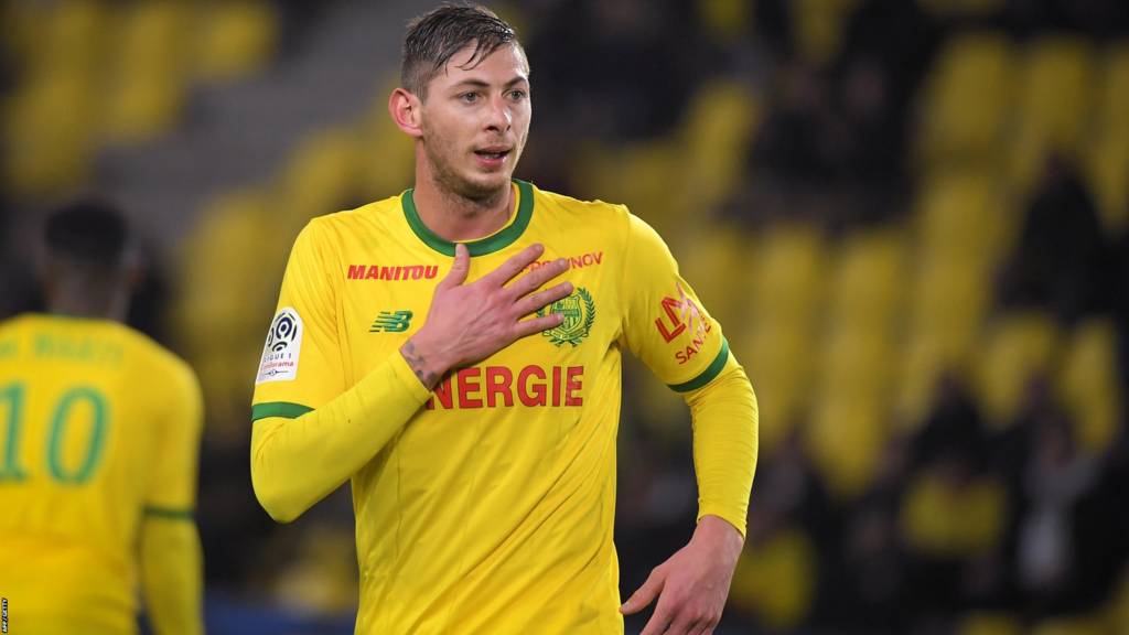 Nantes e Liga Francesa anunciam homenagens ao argentino Emiliano