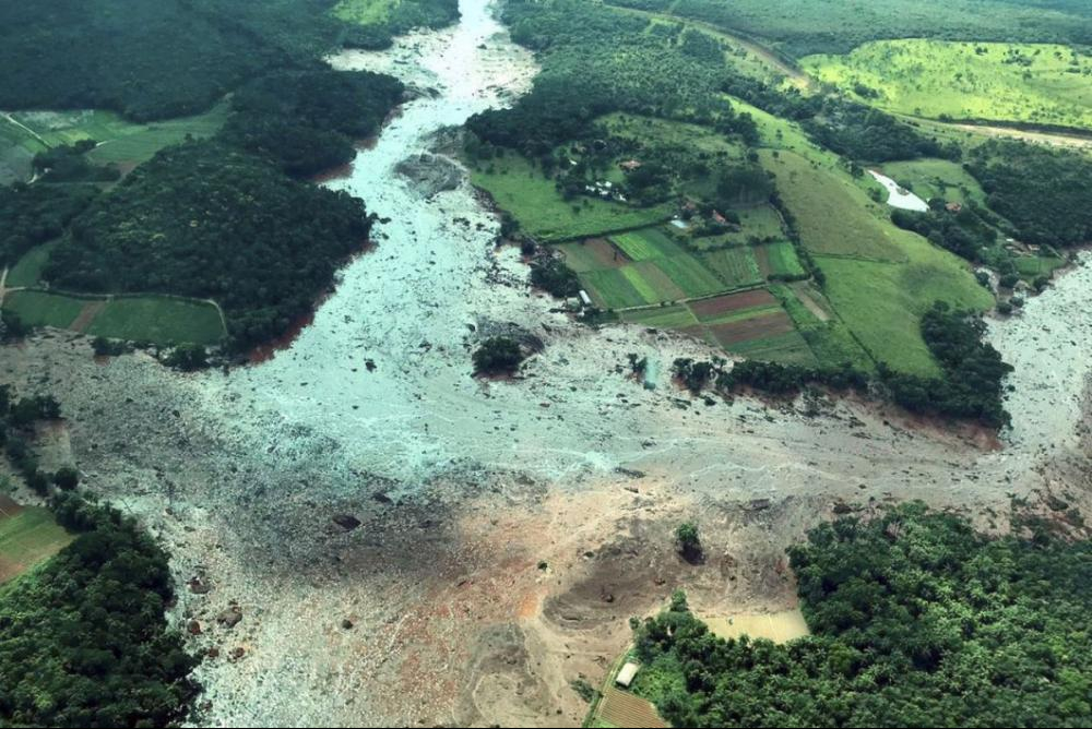 Barragem na Mina do Feijão rompeu nesta sexta; mais de 400 estão desaparecidos - Presidência da República/Divulgação/ND