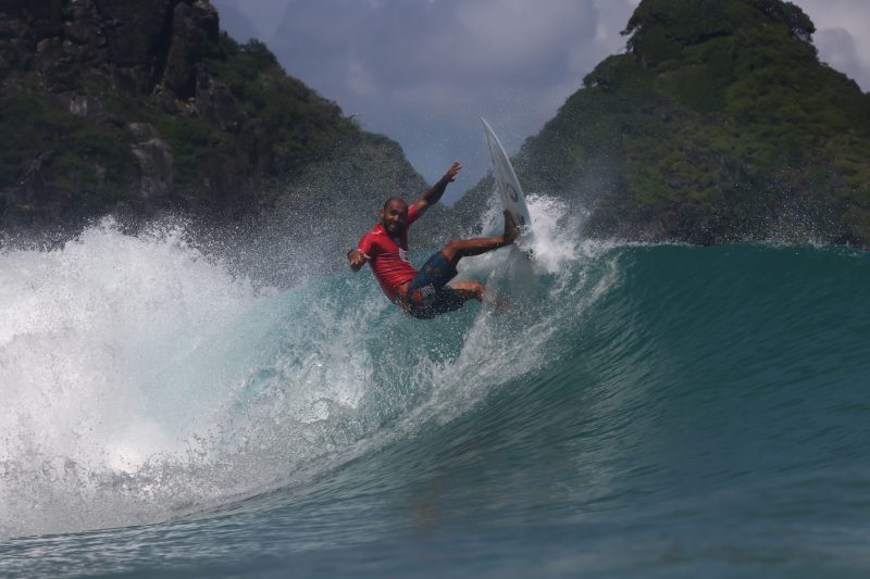 Jadson Andr&eacute; em a&ccedil;&atilde;o. Foto Daniel Smorigo/WSL. – DANIEL SMORIGO/ND